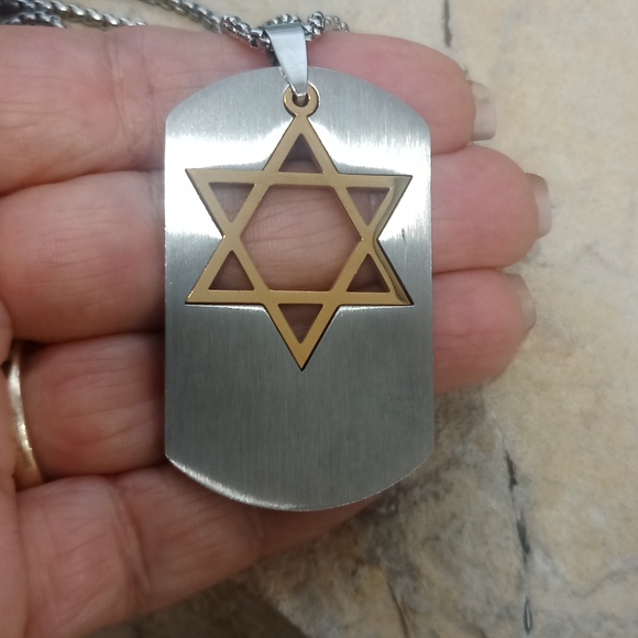 Stainless steel gold star tag necklace - Picture 5 of 6